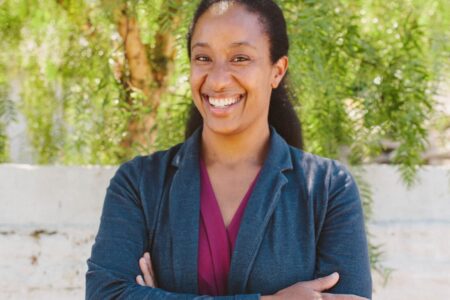 أدوات عملية لمساعدتك على اجتياز الانتقالات بنجاح مع إليزابيث كالاهان ، LCSW